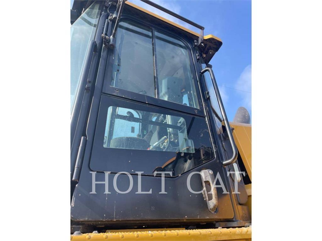 CAT 966 QC Rataslaadurid