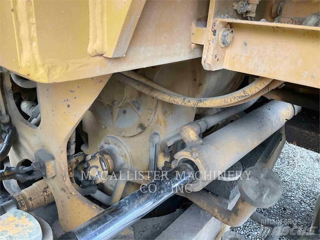 CAT 966G Rataslaadurid