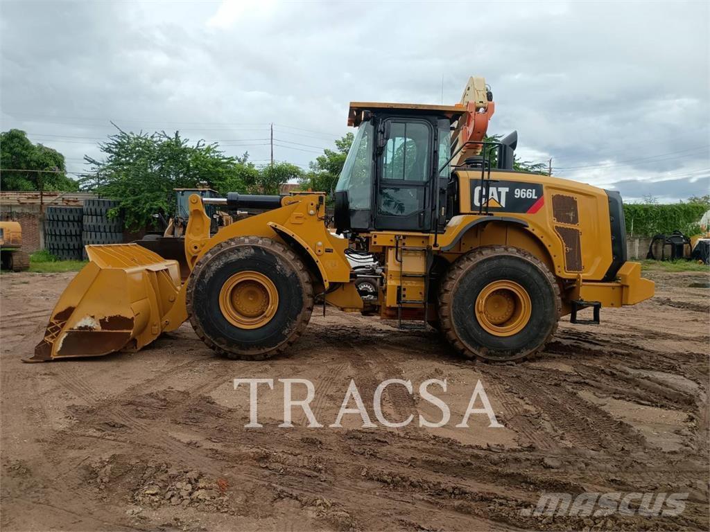 CAT 966L Rataslaadurid