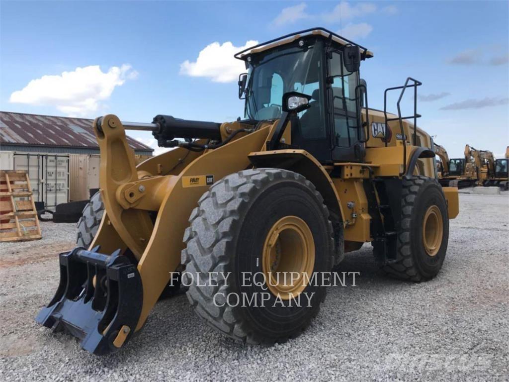 CAT 966M Rataslaadurid