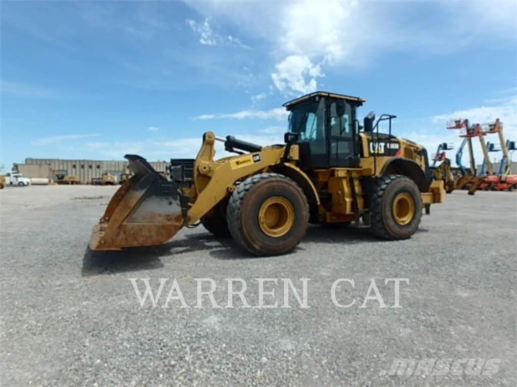 CAT 966M Rataslaadurid