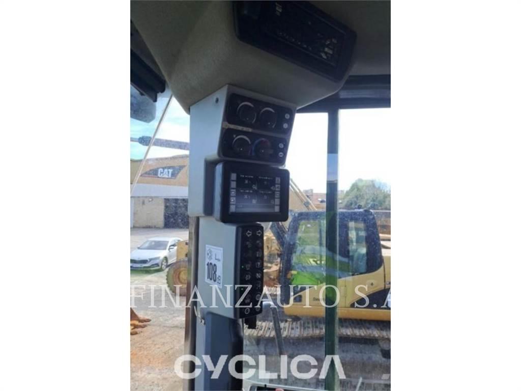 CAT 966M Rataslaadurid
