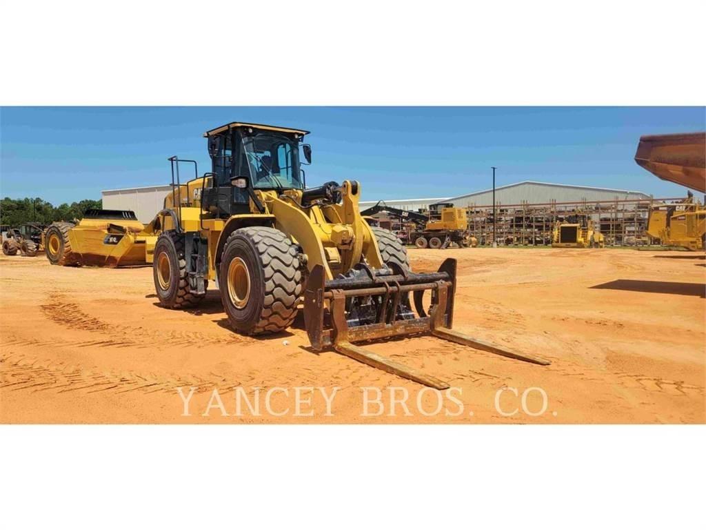 CAT 966M Rataslaadurid