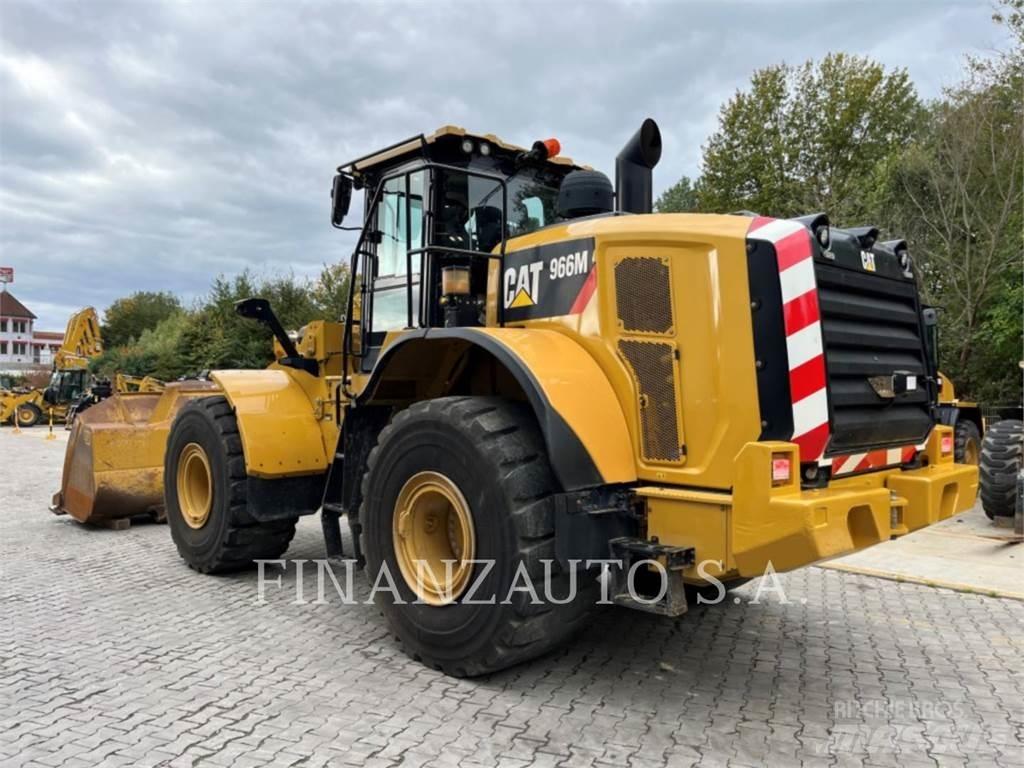 CAT 966M Rataslaadurid