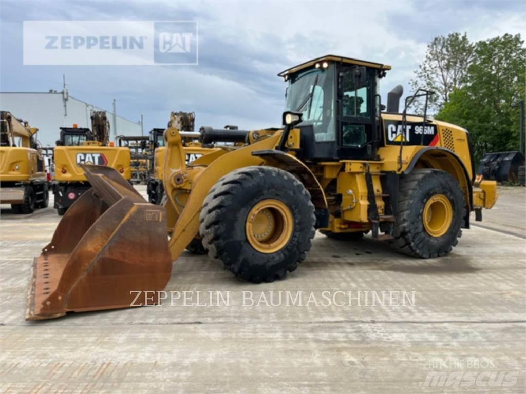 CAT 966M Rataslaadurid
