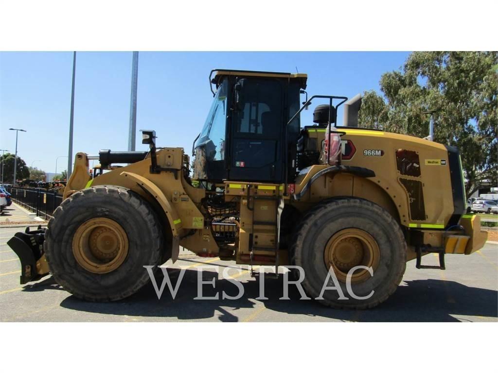 CAT 966M Rataslaadurid