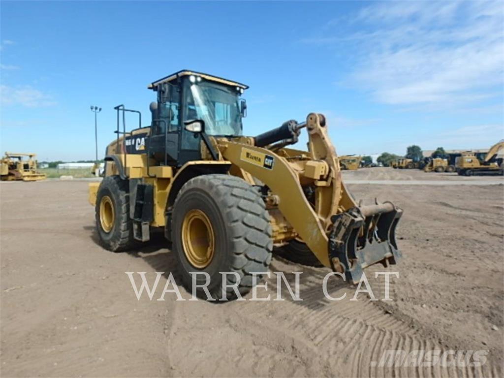 CAT 966M Rataslaadurid