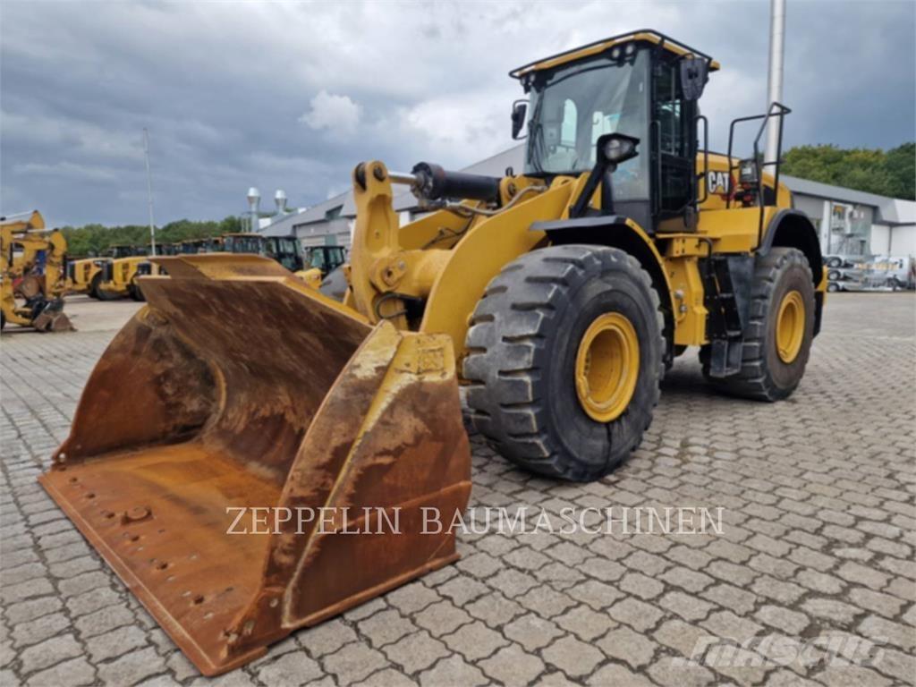 CAT 966M Rataslaadurid