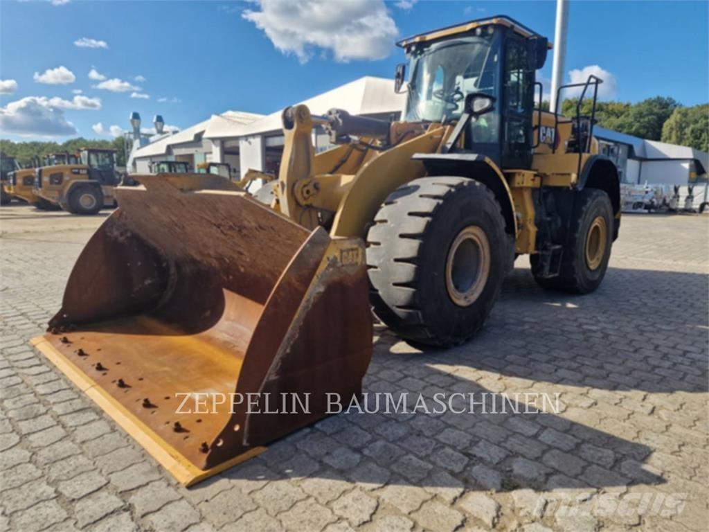 CAT 966M Rataslaadurid