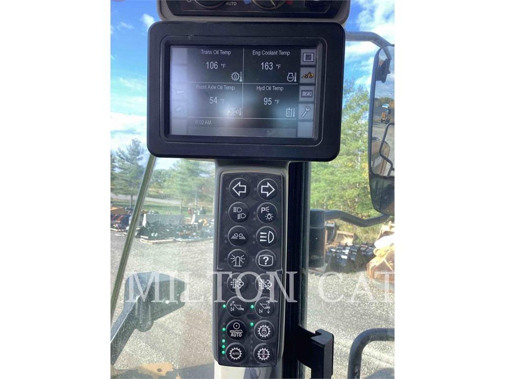 CAT 966M Rataslaadurid