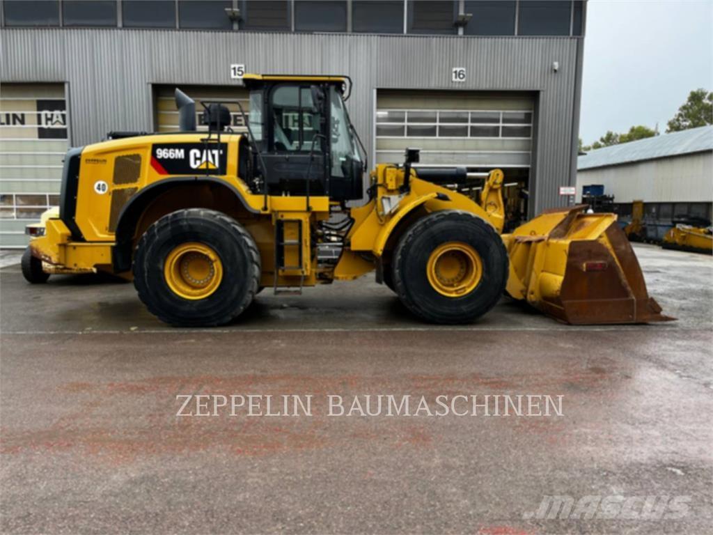 CAT 966M Rataslaadurid