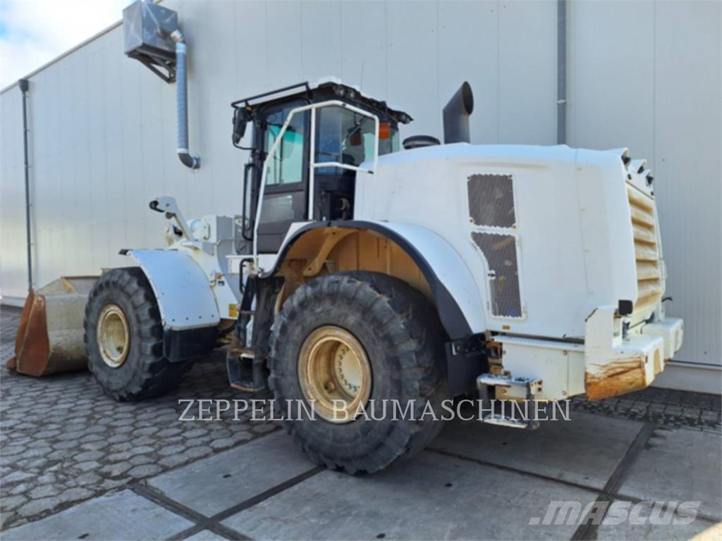 CAT 966M Rataslaadurid