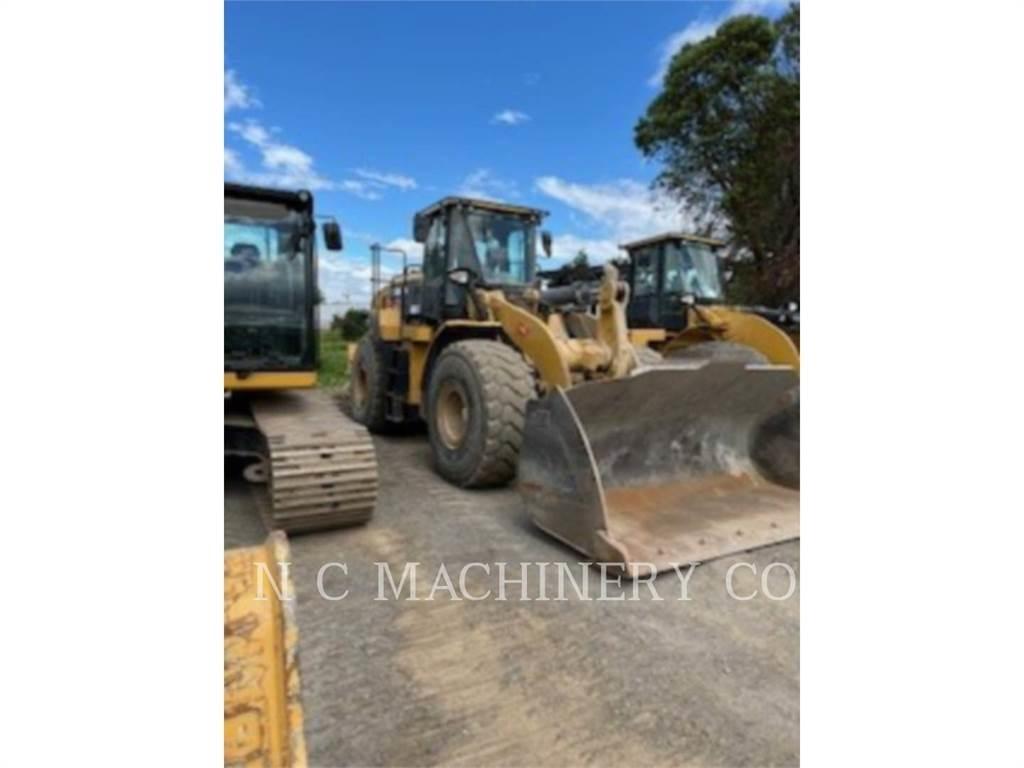 CAT 966M Rataslaadurid