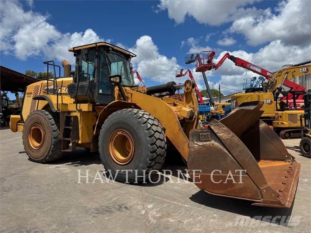 CAT 966M Rataslaadurid