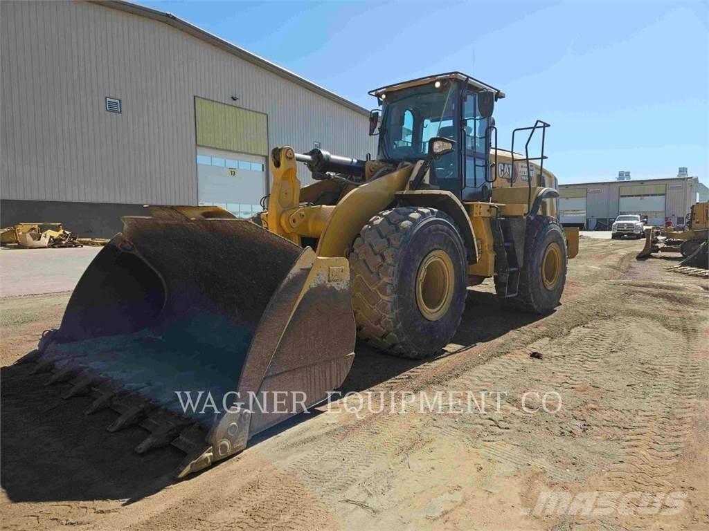 CAT 966M Rataslaadurid