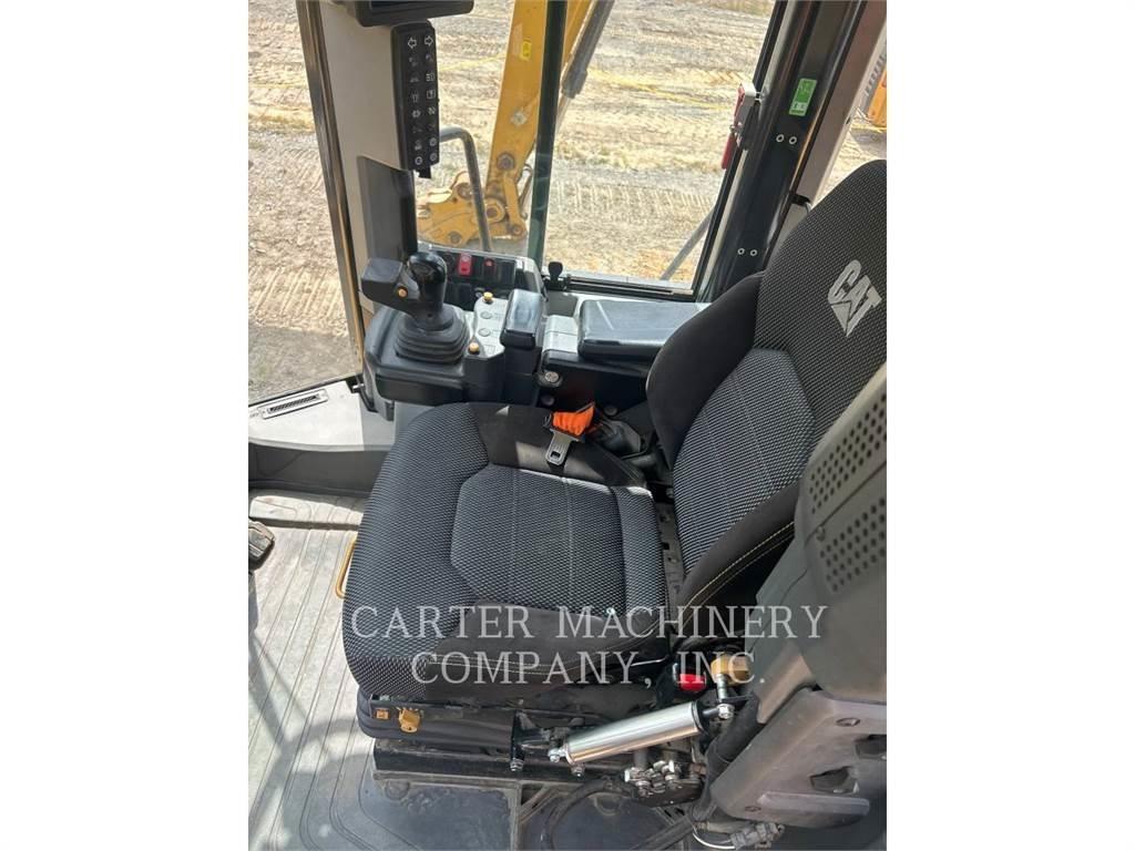 CAT 966M 2V Rataslaadurid