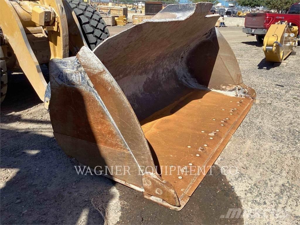 CAT 966M FC Rataslaadurid