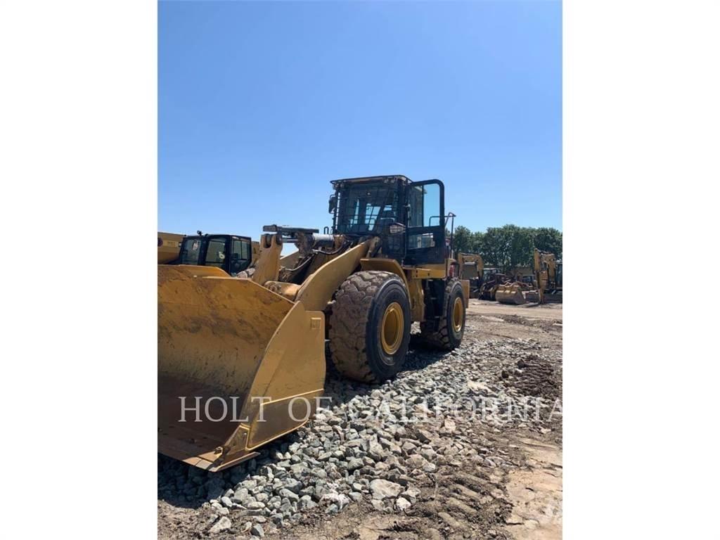 CAT 966M HL Rataslaadurid