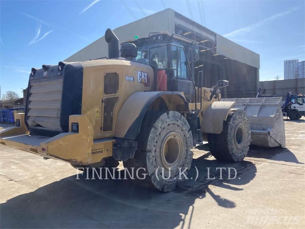 CAT 966M HL Rataslaadurid