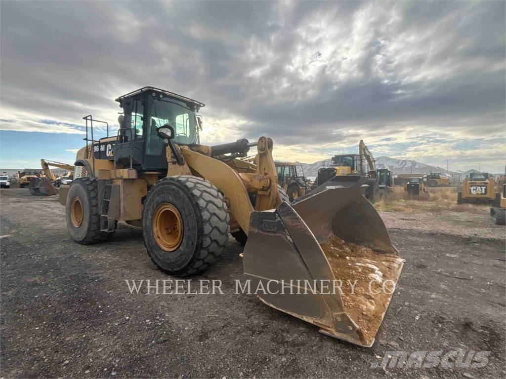 CAT 966M QC 3V Rataslaadurid