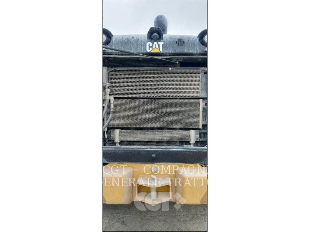 CAT 966M XE Rataslaadurid
