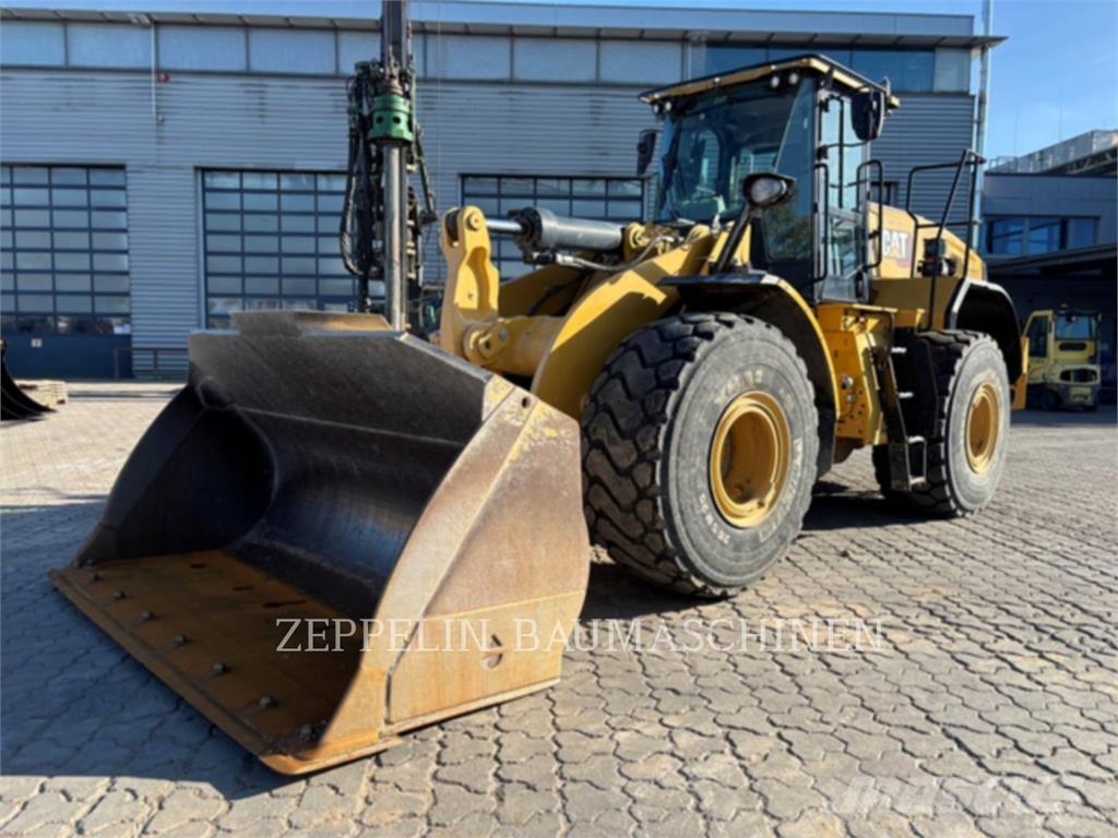 CAT 966XE Rataslaadurid