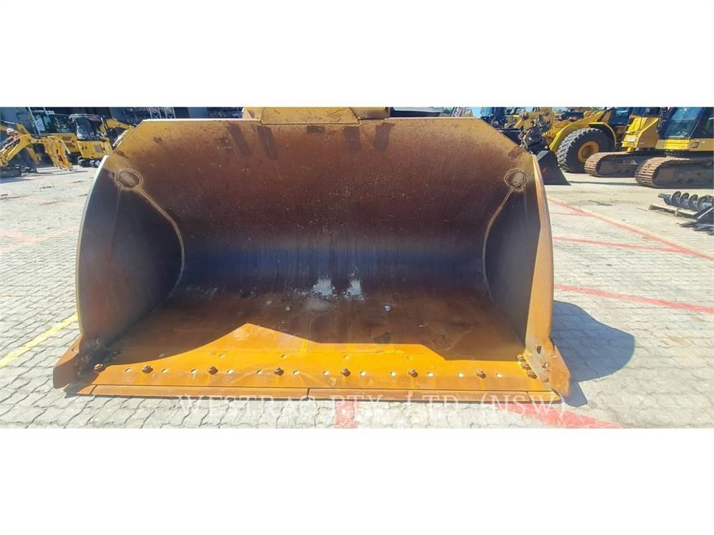 CAT 972-14 Rataslaadurid