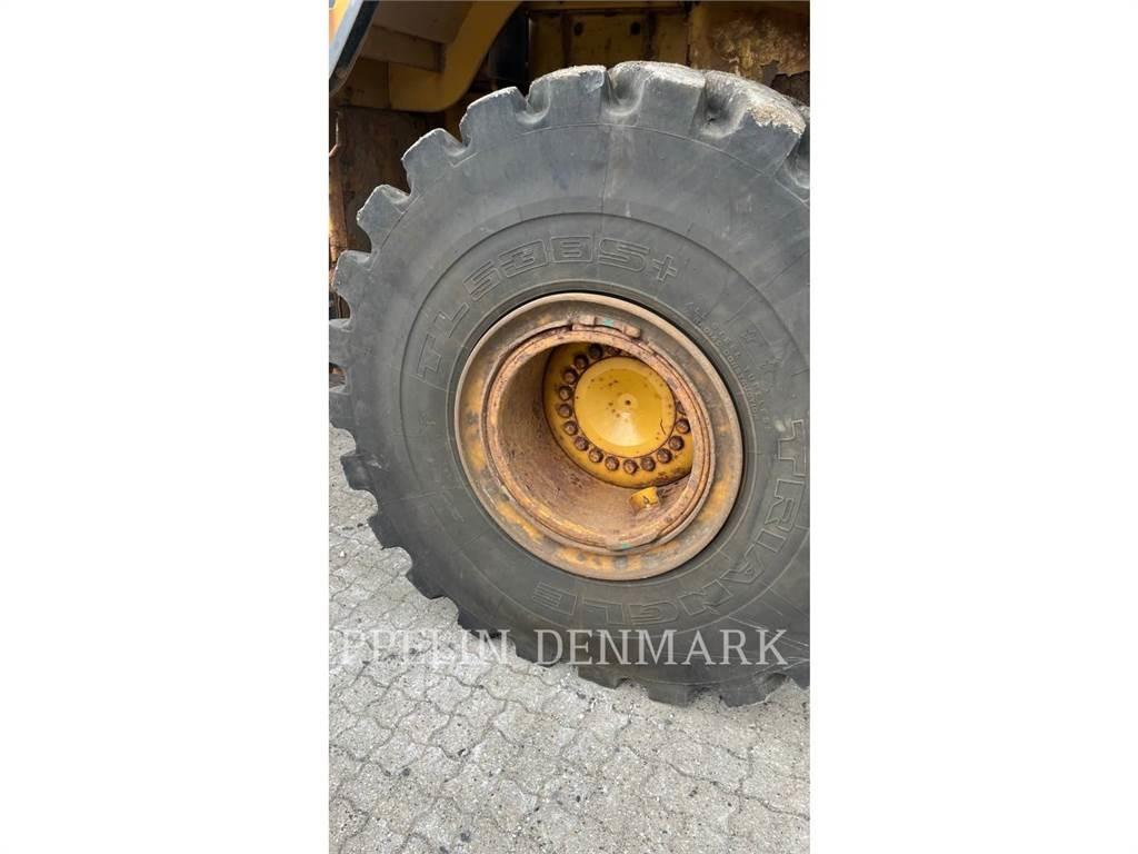CAT 972K Rataslaadurid