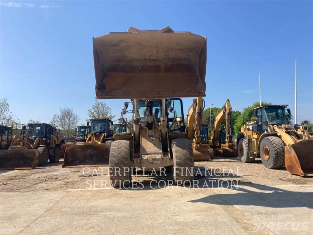CAT 972M Rataslaadurid