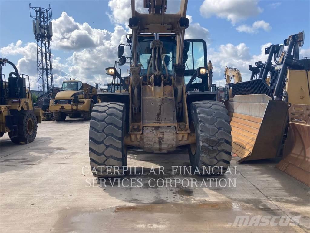 CAT 972M Rataslaadurid