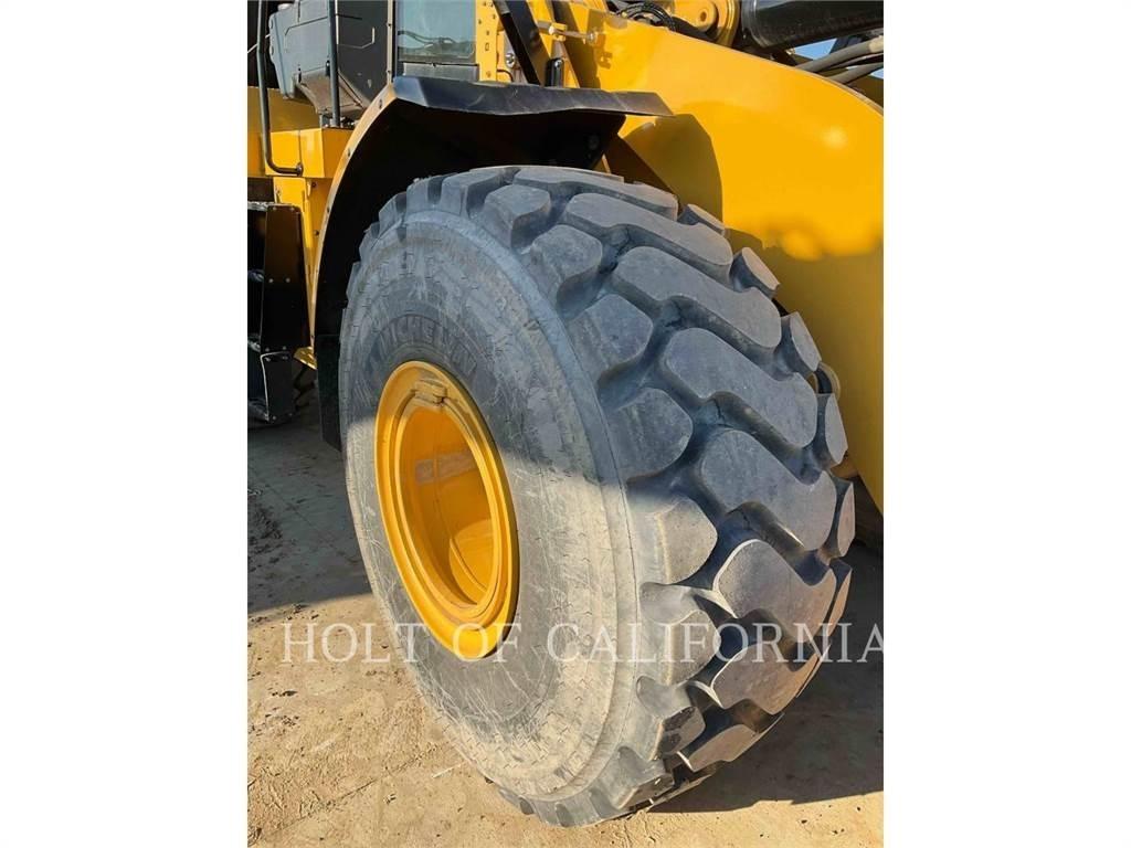 CAT 972M Rataslaadurid