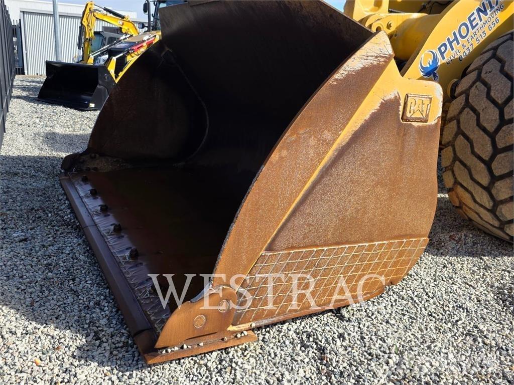 CAT 972M Rataslaadurid