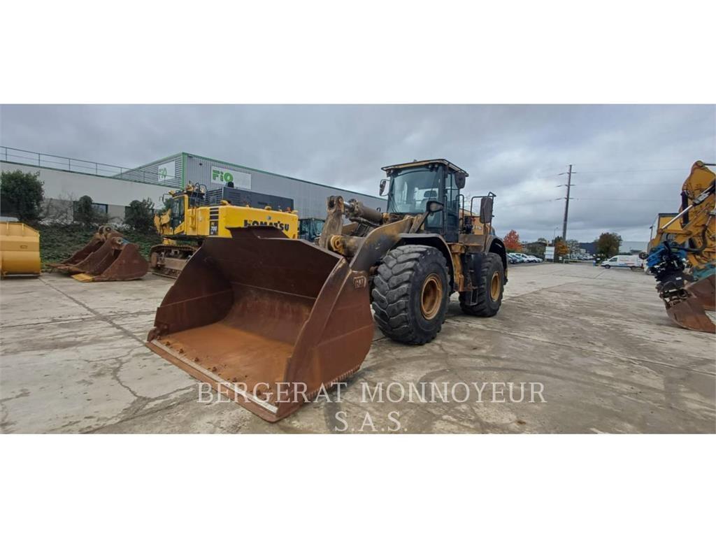 CAT 972M XE Rataslaadurid