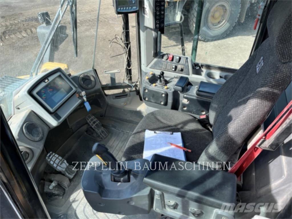 CAT 972MXE Rataslaadurid