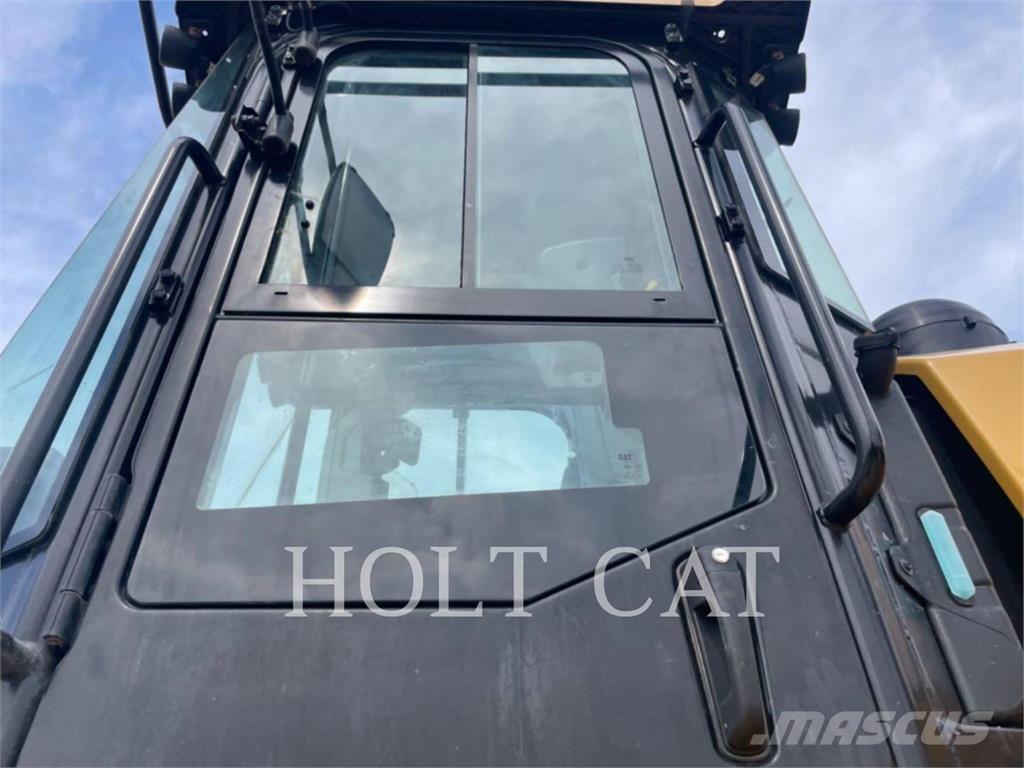 CAT 980 Rataslaadurid