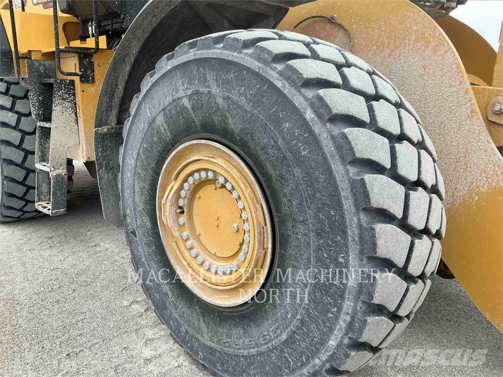 CAT 980 P Rataslaadurid