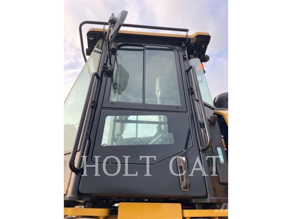 CAT 980 XE Rataslaadurid