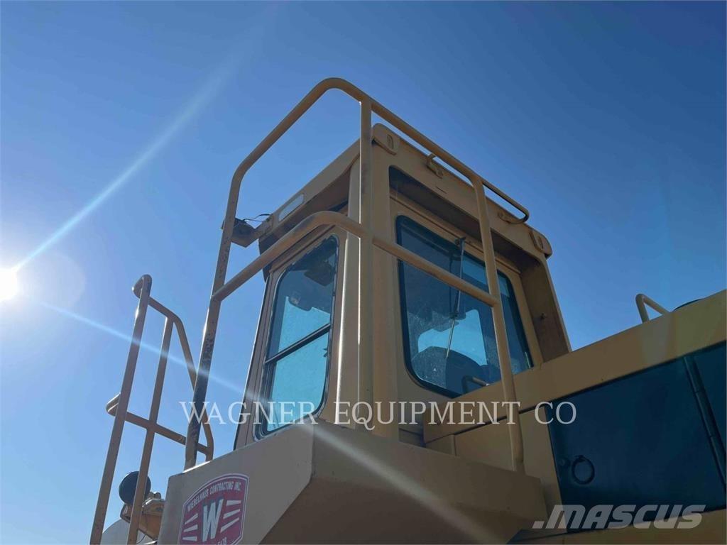 CAT 980C Rataslaadurid
