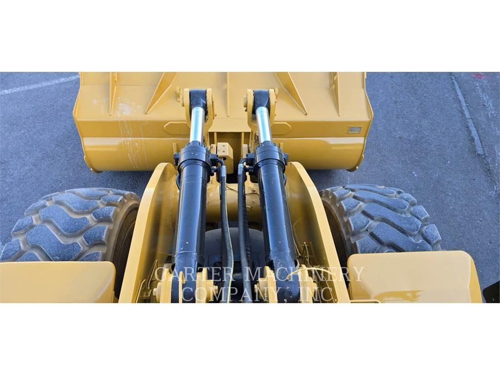 CAT 980K RBLD Rataslaadurid