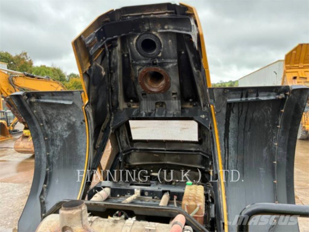 CAT 980M Rataslaadurid