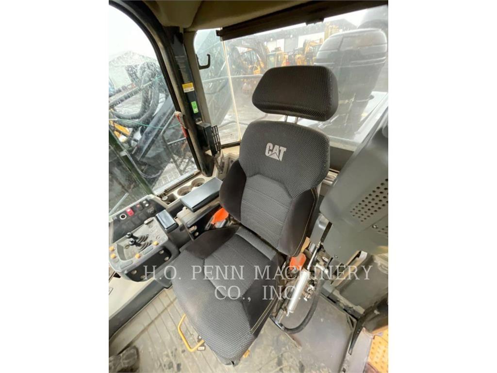 CAT 980M Rataslaadurid