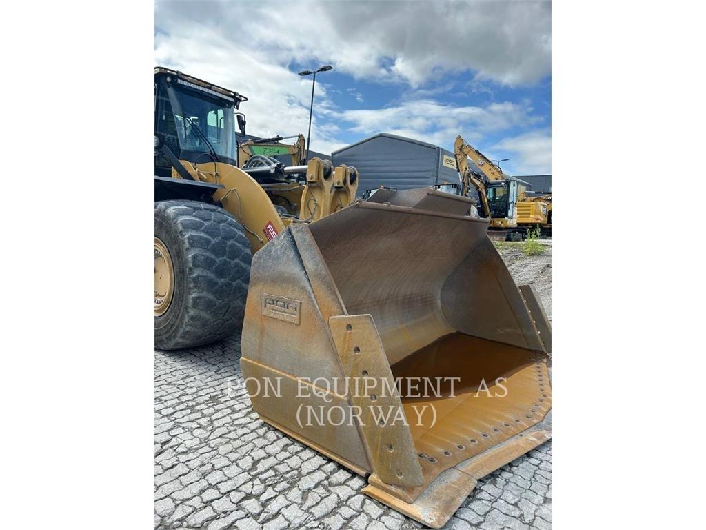 CAT 982-14 Rataslaadurid