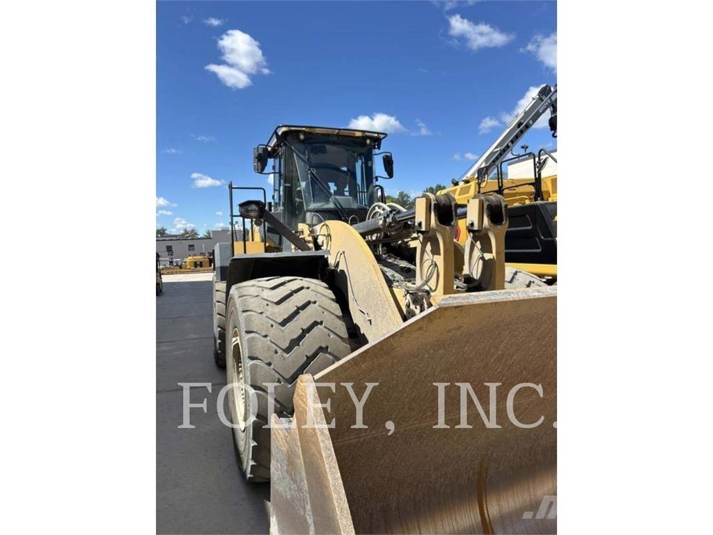 CAT 982-14XE Rataslaadurid