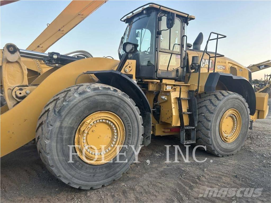 CAT 982-14XE Rataslaadurid