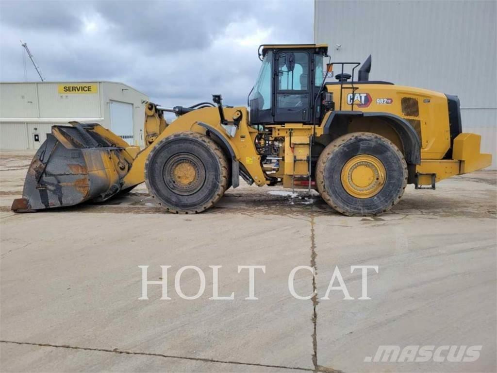 CAT 982 XE Rataslaadurid