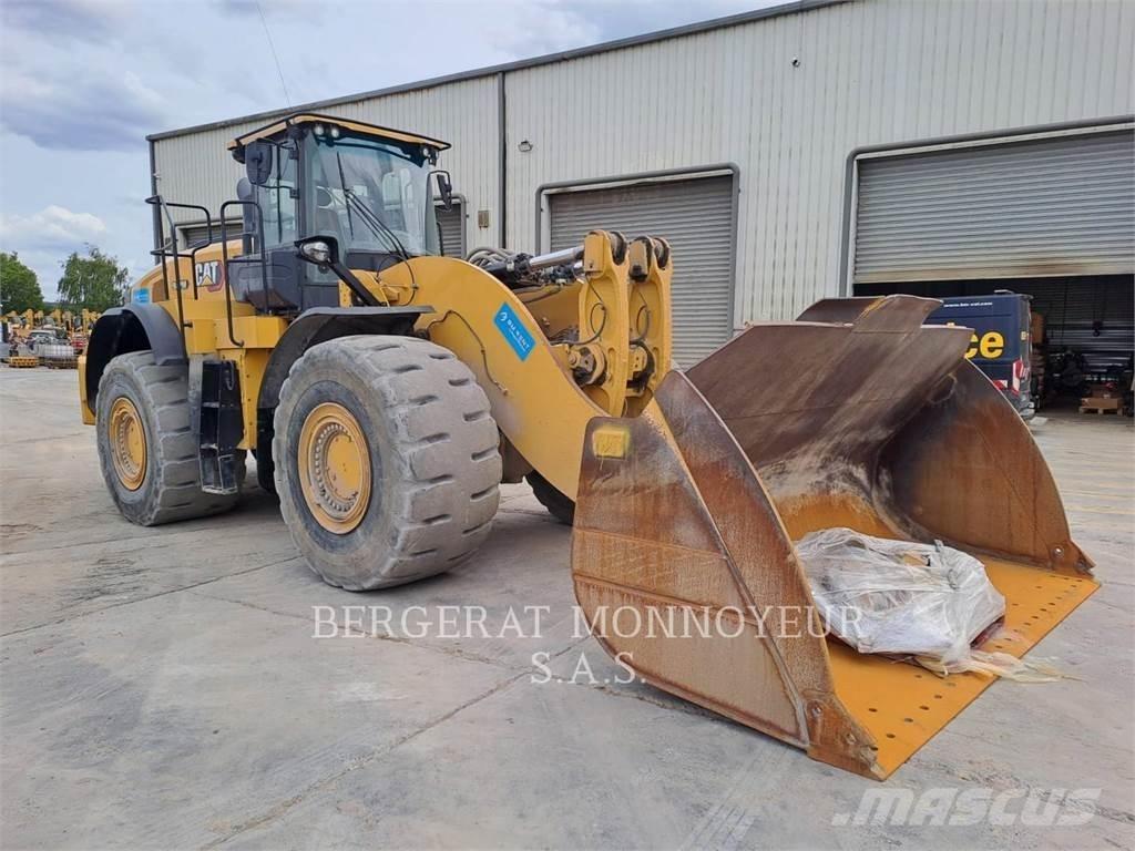 CAT 982M Rataslaadurid