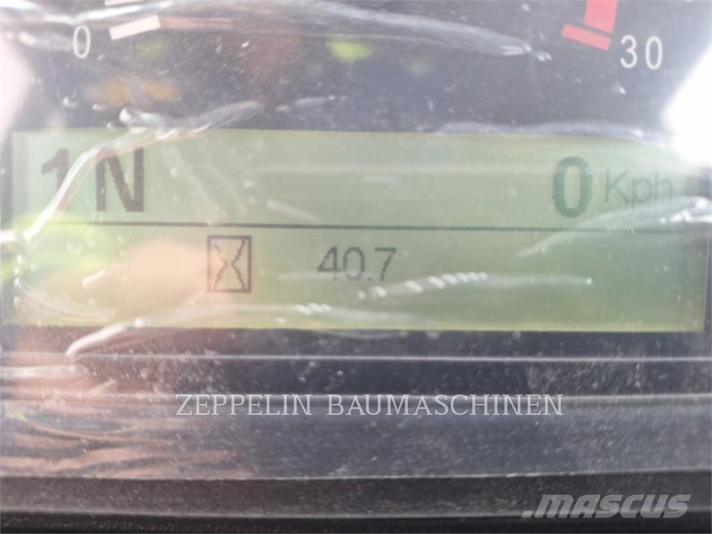 CAT 988GC Rataslaadurid