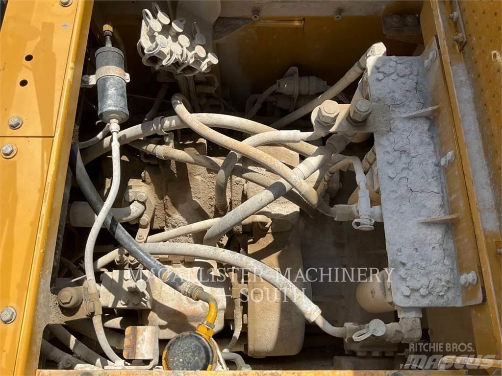 CAT 988H Rataslaadurid