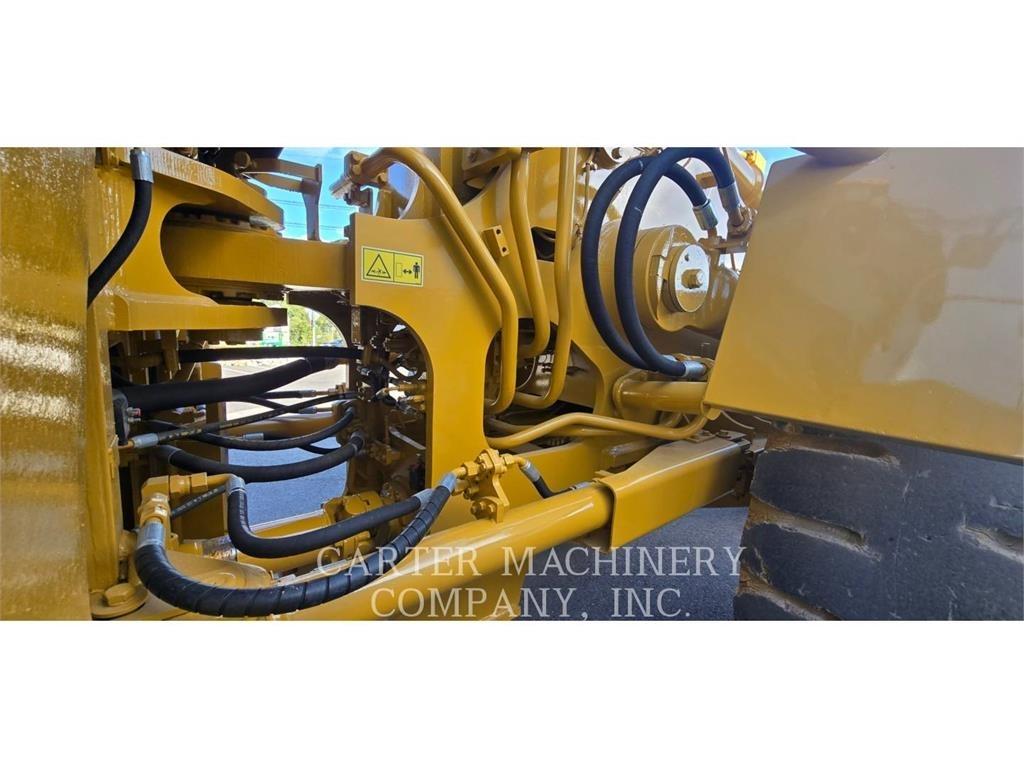 CAT 988H RBLD Rataslaadurid