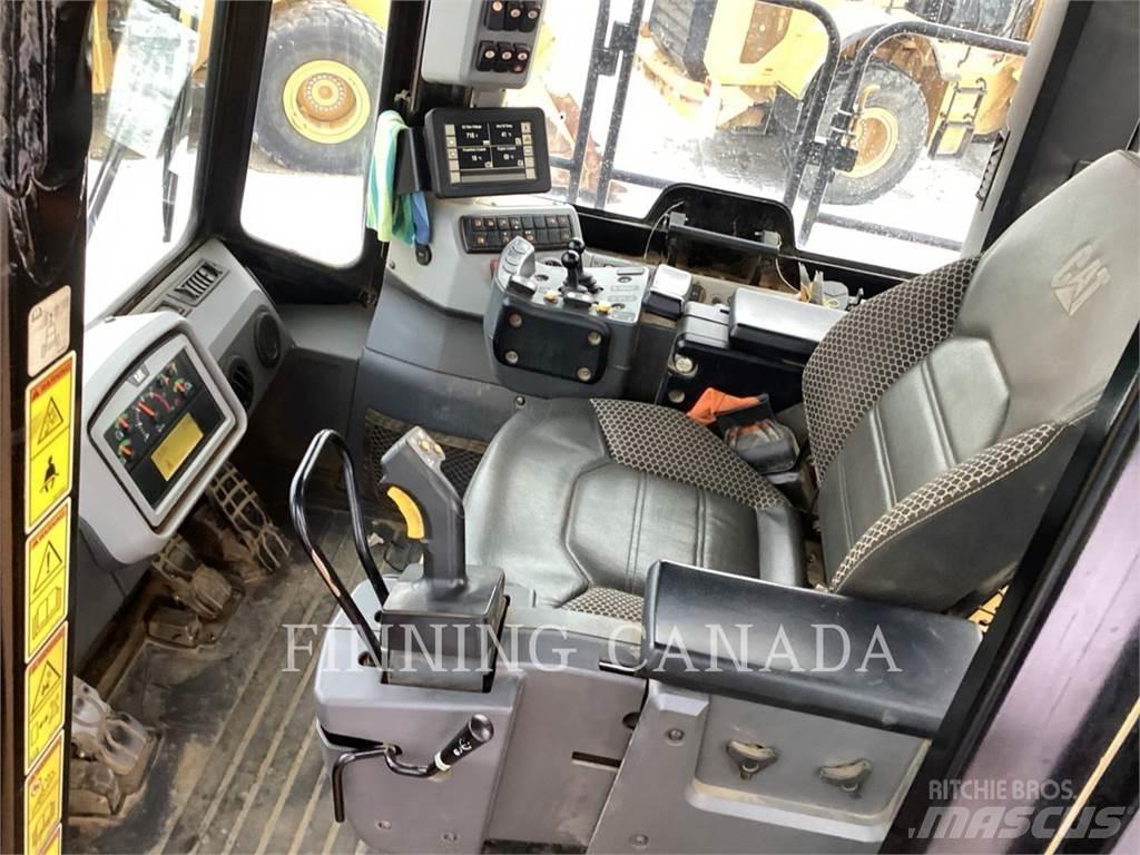 CAT 988K Rataslaadurid